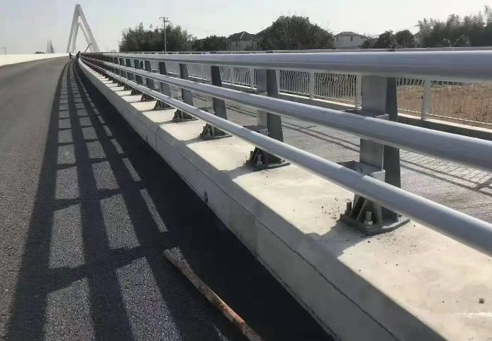 四川公路桥梁护栏
