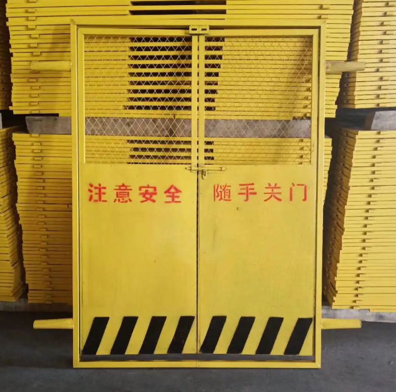 施工电梯防护门 施工电梯防护门